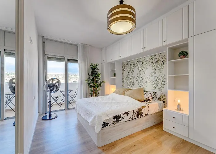 Parrot El Medano (Tenerife)